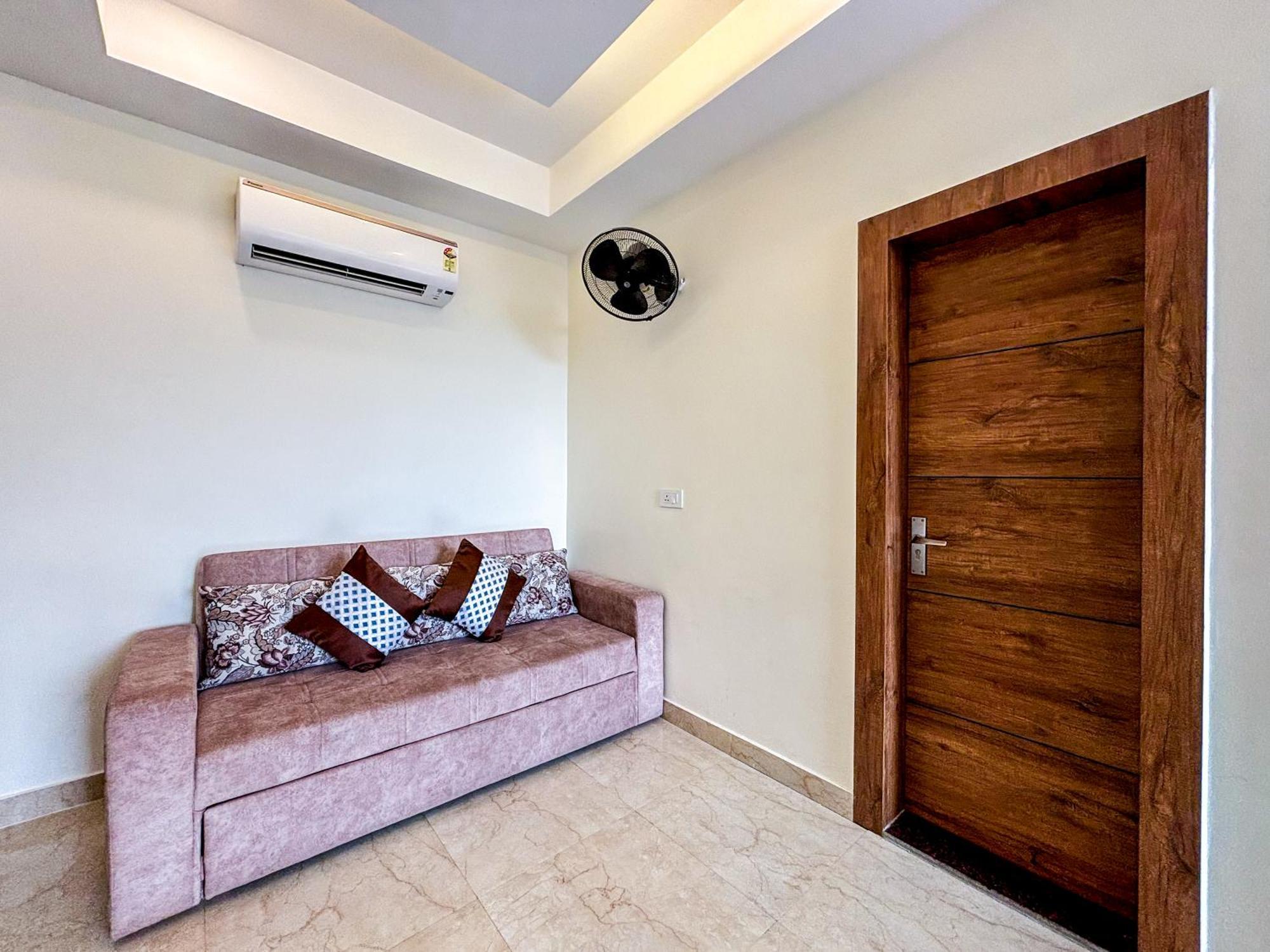 Hotel Nirvana Bliss, Behind Parmarth Niketan ริชิเคช ภายนอก รูปภาพ